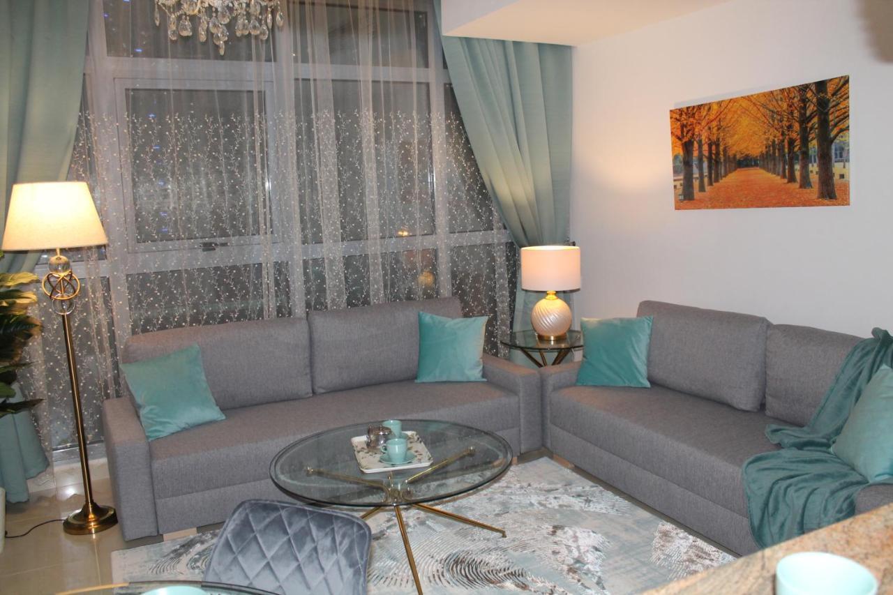 Newly Furnished One Bedroom Apartment Next To Metro & Beach In Marina Residence Dubaj Zewnętrze zdjęcie