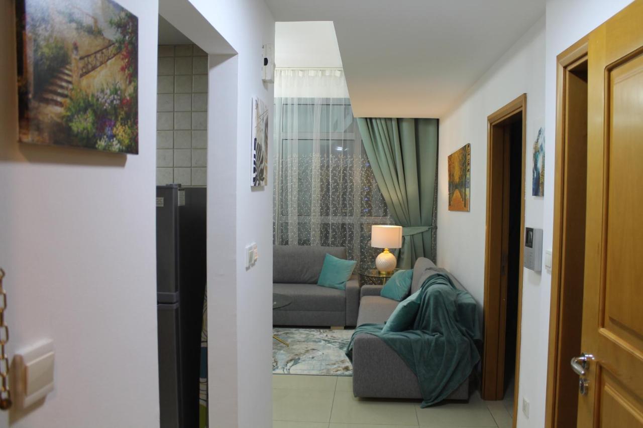 Newly Furnished One Bedroom Apartment Next To Metro & Beach In Marina Residence Dubaj Zewnętrze zdjęcie