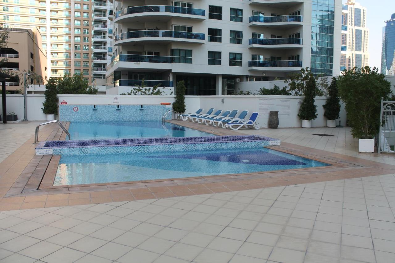 Newly Furnished One Bedroom Apartment Next To Metro & Beach In Marina Residence Dubaj Zewnętrze zdjęcie