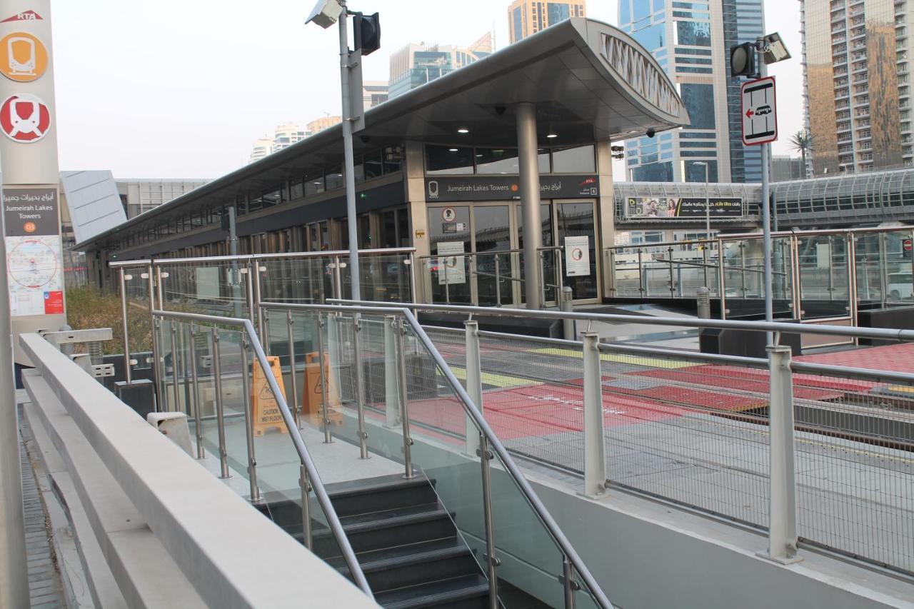 Newly Furnished One Bedroom Apartment Next To Metro & Beach In Marina Residence Dubaj Zewnętrze zdjęcie