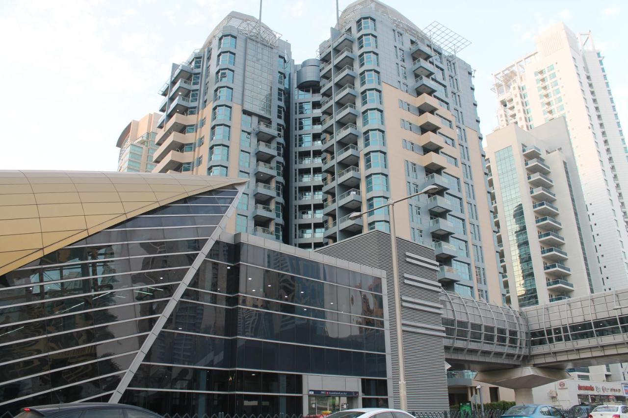 Newly Furnished One Bedroom Apartment Next To Metro & Beach In Marina Residence Dubaj Zewnętrze zdjęcie