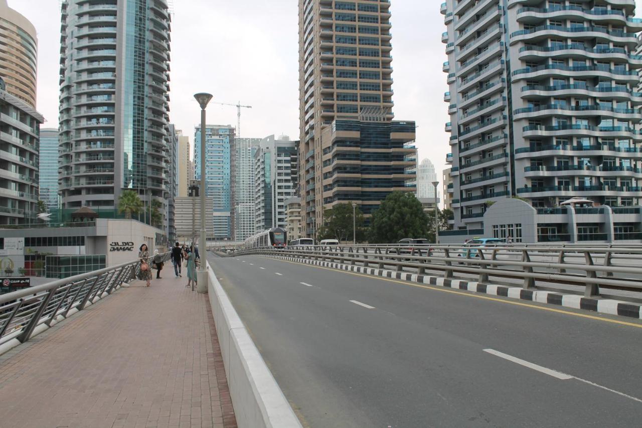 Newly Furnished One Bedroom Apartment Next To Metro & Beach In Marina Residence Dubaj Zewnętrze zdjęcie