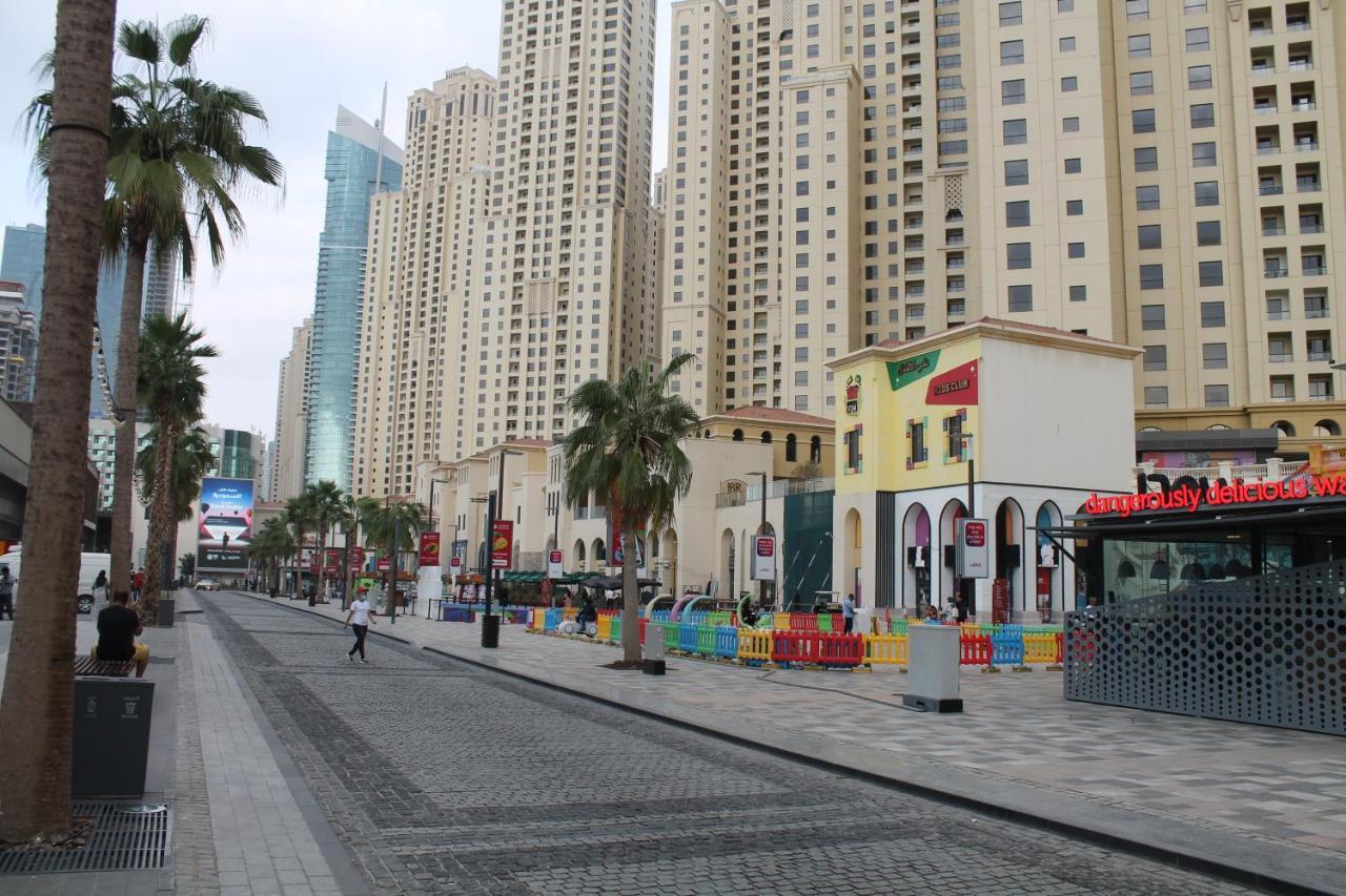 Newly Furnished One Bedroom Apartment Next To Metro & Beach In Marina Residence Dubaj Zewnętrze zdjęcie